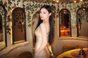 向余望女友：我没有整容 和向余望是在彼此单身时认识的 不要造谣