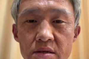 周鹏晒在东莞拍宣传短片化老人妆：看我是怎么慢慢变“老”的