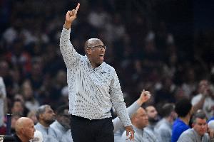 迈克·布朗:76人4个全明星级别球员 这种天赋不需要延续性也能赢