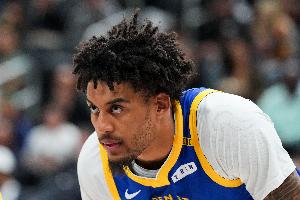 科尔：NBA老将和超巨们会耍各种花招 伦德博格得学会去识破