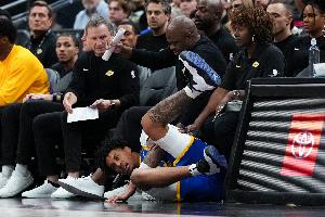 伦德博格谈首秀:我见识了NBA的样子 大开眼界 很多假摔和造犯规
