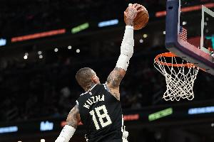 库兹马谈揭幕战失利：我们努力了三节半 但NBA需专注48分钟