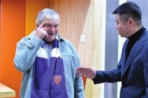 前天津主帅吉梅内斯:当年,我特别希望促成于根伟去乌拉圭联赛