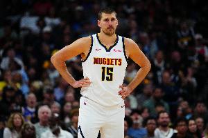效率不高！约基奇半场13中3&三分7中1 得到8分3篮板2助攻1抢断