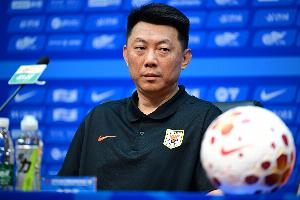 东体:私下里,唐田是位非常好学、热衷各种研究甚至酷爱读书的人