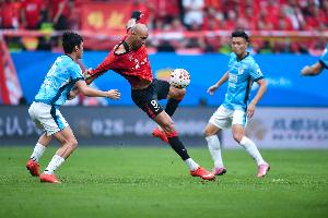 记者:不能说蓉城没有实力,但人员、技战术、心态都不在最佳